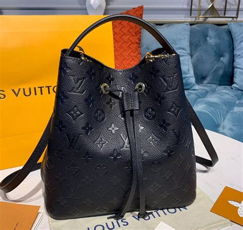 prezzi bag louis vuitton noe|Louis Vuitton neonoe black.